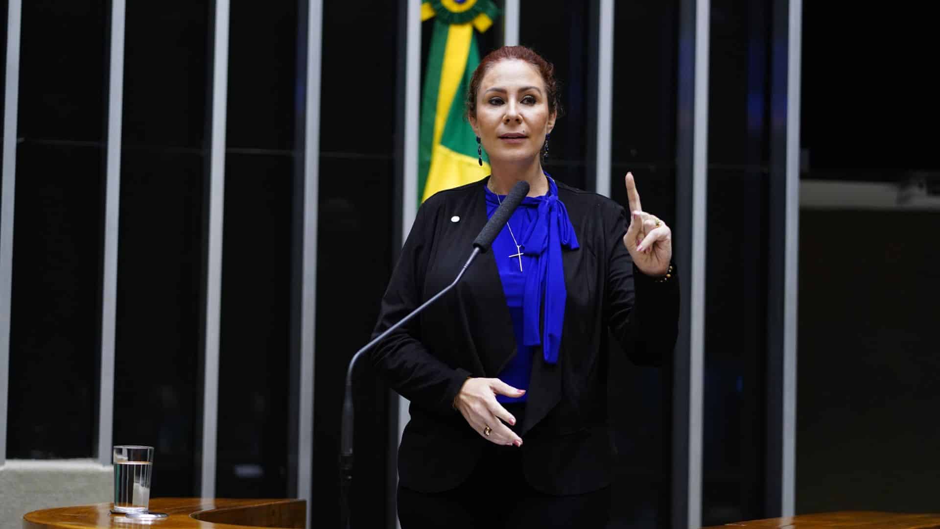 Dep. Carla Zambelli (PL-SP) criptomoedas STF