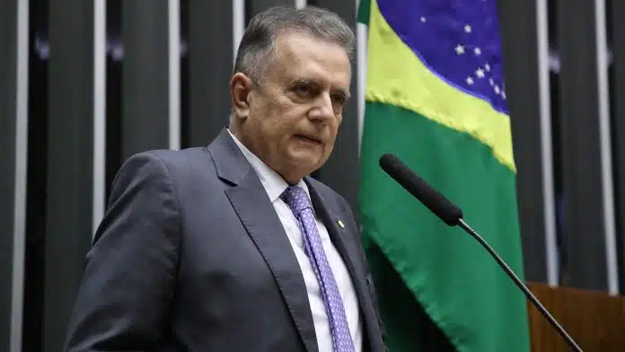 Deputado Federal Flávio Nogueira (PT - PI) mineração e trade de bitcoin