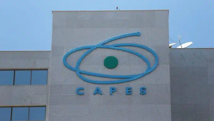 Fachada do edifício-sede da Coordenação de Aperfeiçoamento de Pessoal de Nível Superior (Capes) blockchain