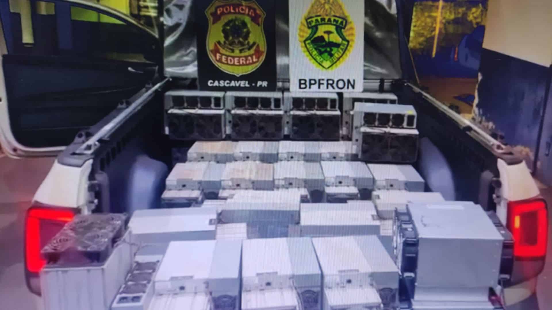 Mineradoras de bitcoin estavam em Saveiro branca em rodovia