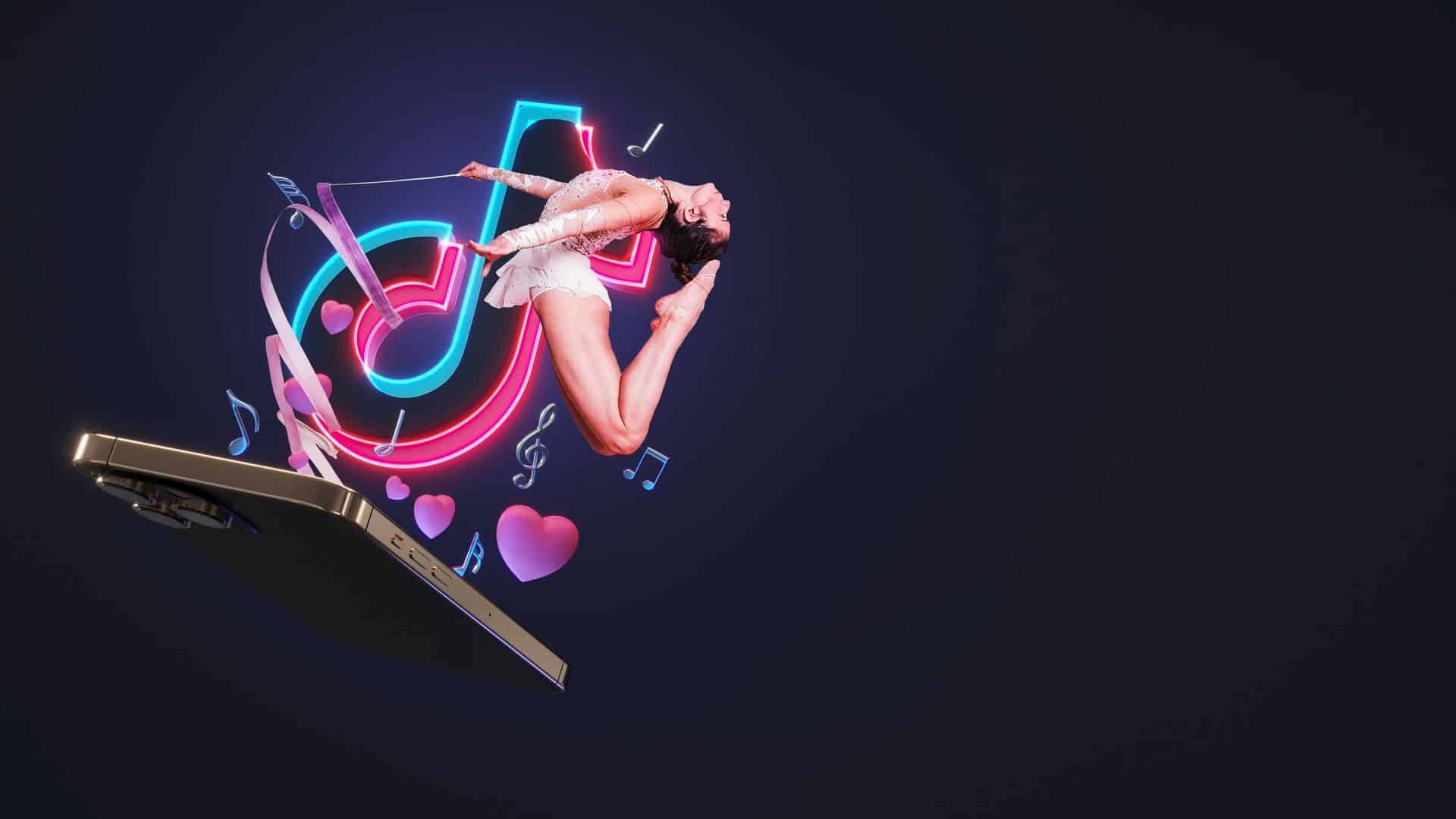 Símbolo do TikTok próximo de smartphone e bailarina memecoin Trump