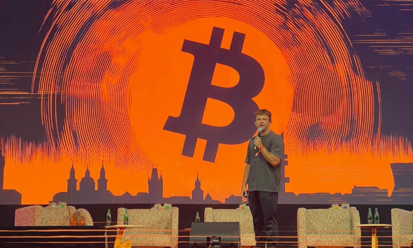 Jack Mallers na BTC Prague 2025. Fonte: BTC Prague/Reprodução.