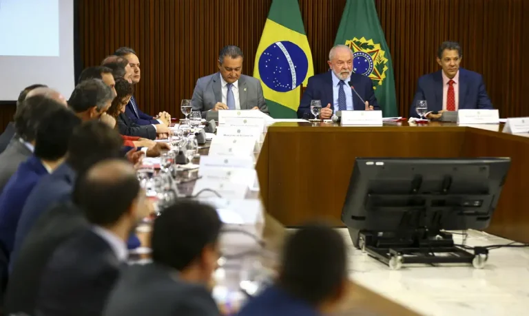 Criptomoedas são o principal alvo de taxação do governo Lula e do Congresso