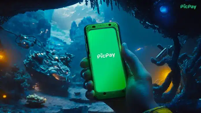 Foto de telefone futurista da PicPay retoma bitcoin criptomoedas