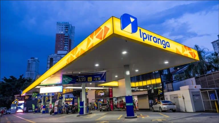 Posto de gasolina no Brasil Ipiranga criptomoedas P2P