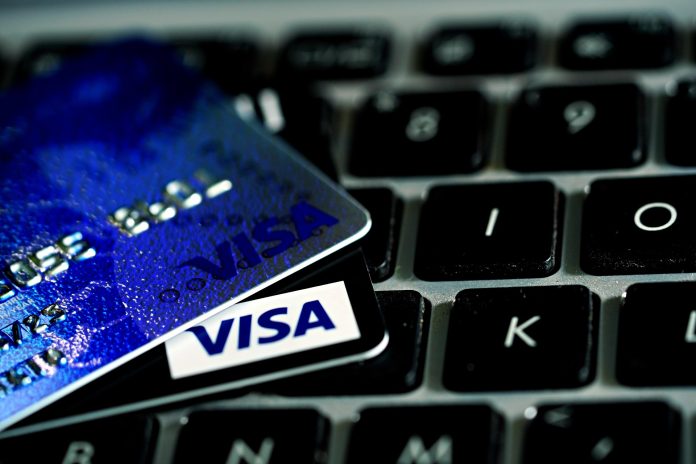 Cartões da Visa. Fonte: hartono subagio/Pixabay.