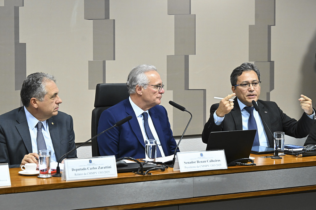 Receita Federal diz que aumento de imposto “ajuda o mercado cripto”