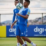 Zagueiro Ederson em treinamento pelo Cruzeiro Token