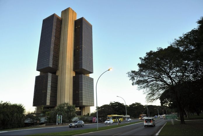 Banco Central do Brasil (BCB).