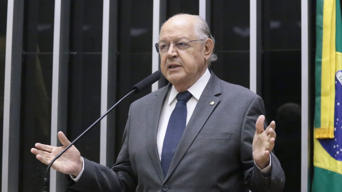 Luiz Carlos Hauly (PODE - PR) Deputado Federal dinheiro fim Drex CBDC limitar