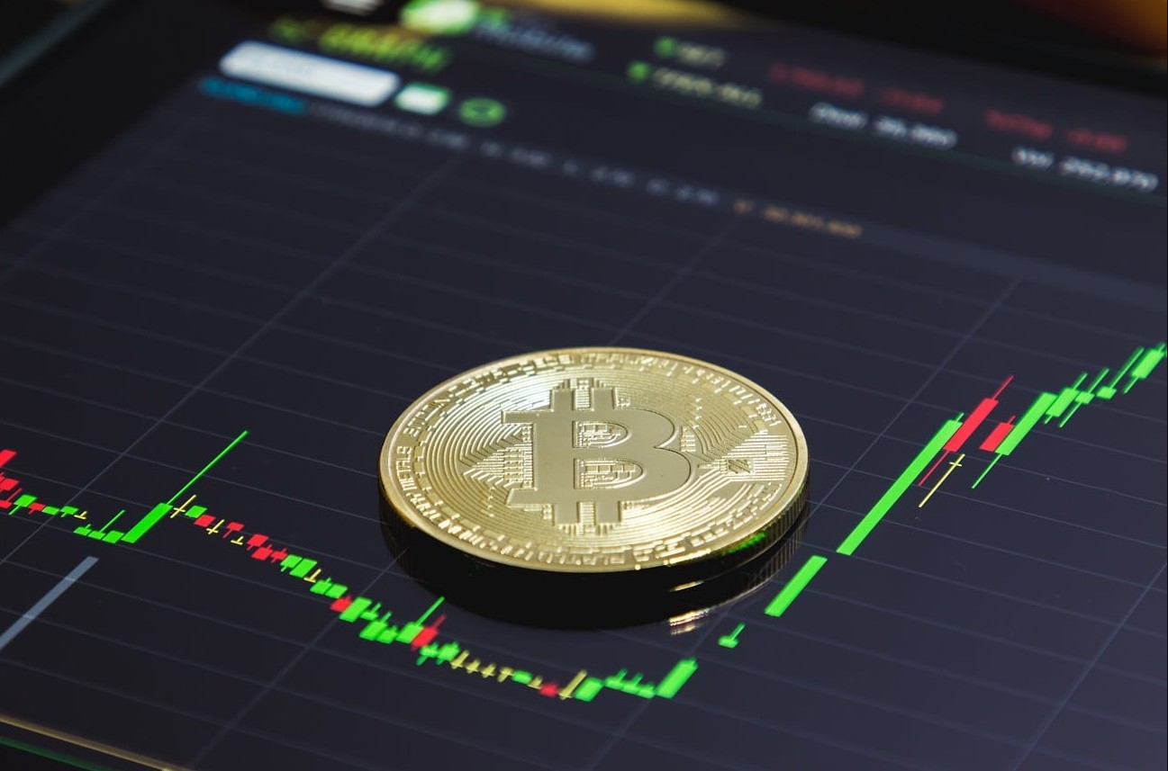 Bitcoin e gráfico de alta