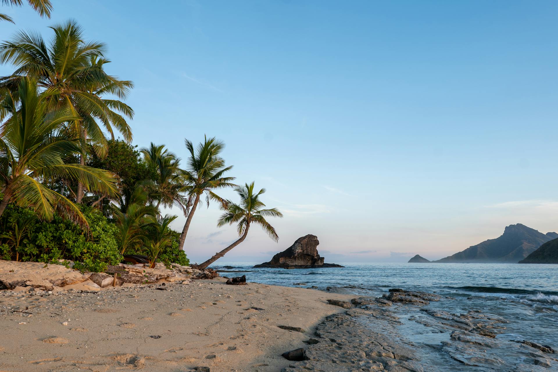 Pequeno país da Oceania bane serviços de criptomoedas