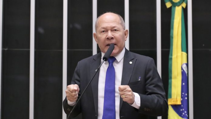 Coronel Chrisóstomo bloqueio de criptomoedas