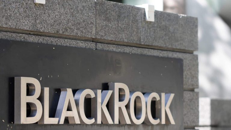 BlackRock registra recorde de saídas em seu ETF de Bitcoin