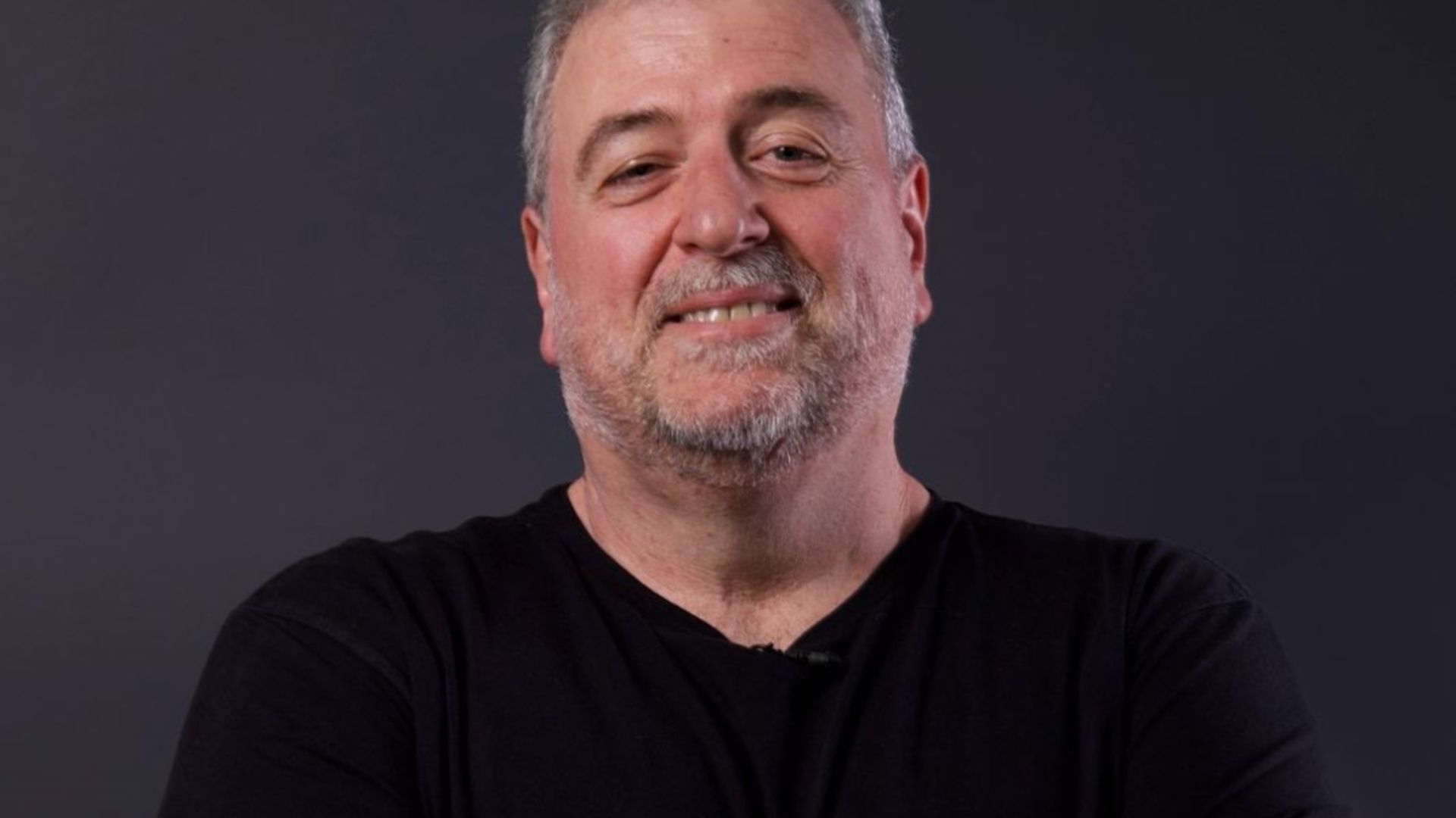 Prof. Dr. Marcelo Massarani diante do bitcoin