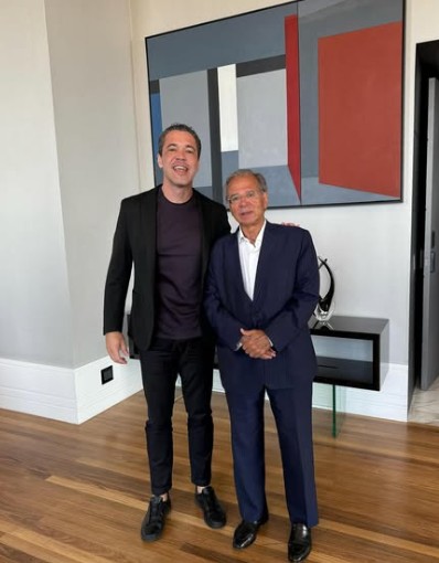 Fundador Onilx com Paulo Guedes