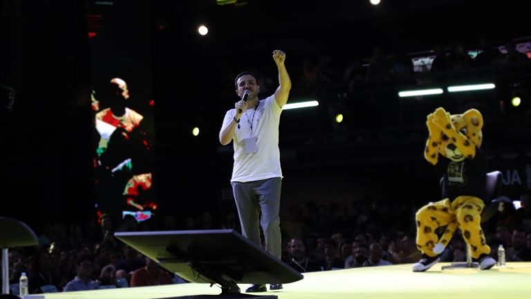 Renan Santos do MBL eleições 2026 Brasil bitcoin candidato