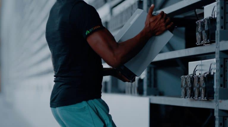 Bitdeer foi fundada por Jihan Wu e é uma das maiores mineradoras de Bitcoin do mercado. Foto: Bitdeer/Redes sociais.