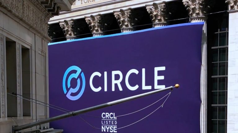 Emissora da USDC revela receita de US$ 770 milhões no trimestre e ações disparam