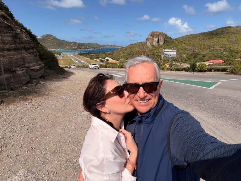 “Aproveitem e comprem agora que caiu”, diz quinto homem mais rico do México sobre o Bitcoin