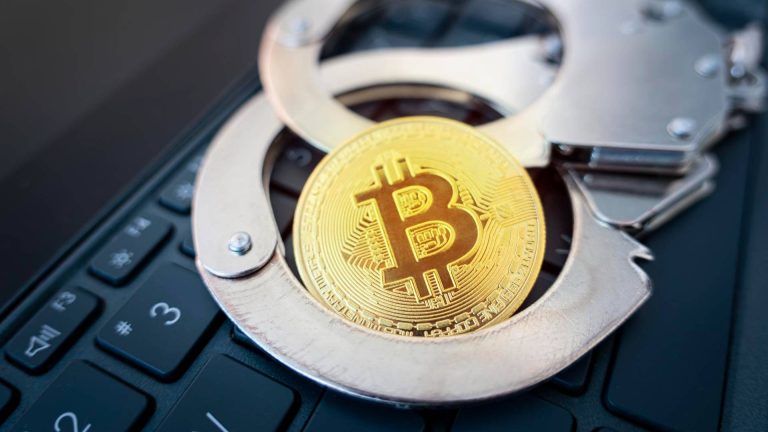 Bitcoin com algemas Ministério Público apreendeu criptomoedas São Paulo