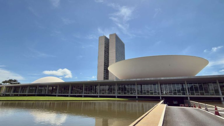 Congresso Nacional do Brasil Código Civil herança e criptomoedas