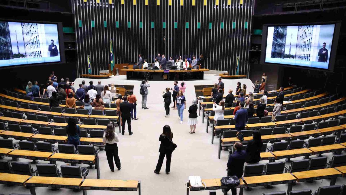 Câmara aprova uso da tecnologia blockchain para assinar documentos digitais