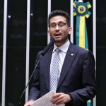 Deputado Kim Kataguiri em plenário