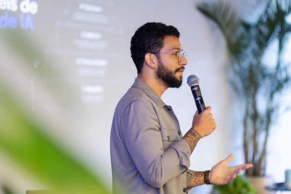 Como transformar a Inteligência Artificial em uma vantagem competitiva para os negócios?
