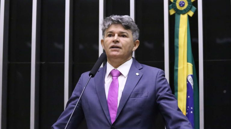 José Medeiros Deputado cobra explicações do governo sobre os riscos de segurança do Drex