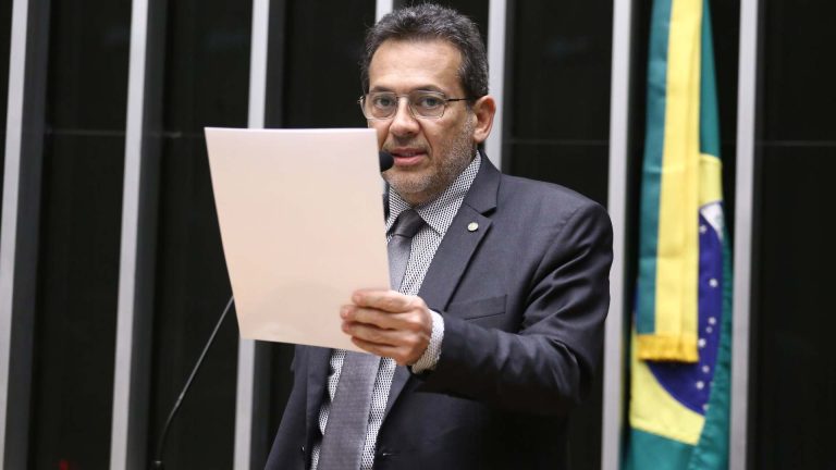 Ministério da Fazenda recebe intimação sobre legalidade do site Polymarket e Kalshi no Brasil