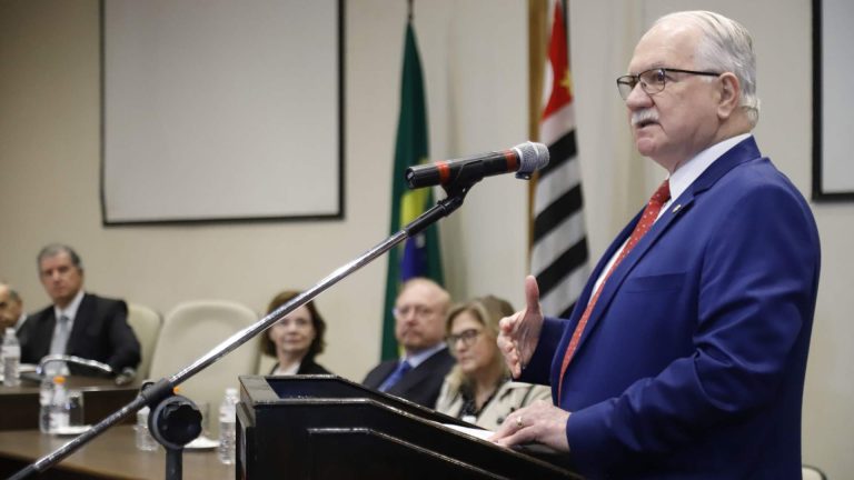 Edson Fachin do STJ em evento do TJSP Com presença do STF, TJSP inaugura nova estrutura que cobra conhecimentos em criptomoedas de juízes