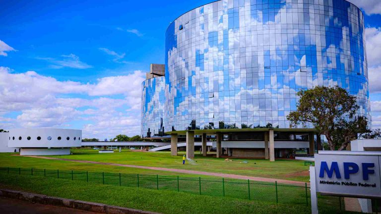 Sede do MPF em BSB MPF recorre para aumentar pena de falsa corretora de criptomoedas em Santa Catarina