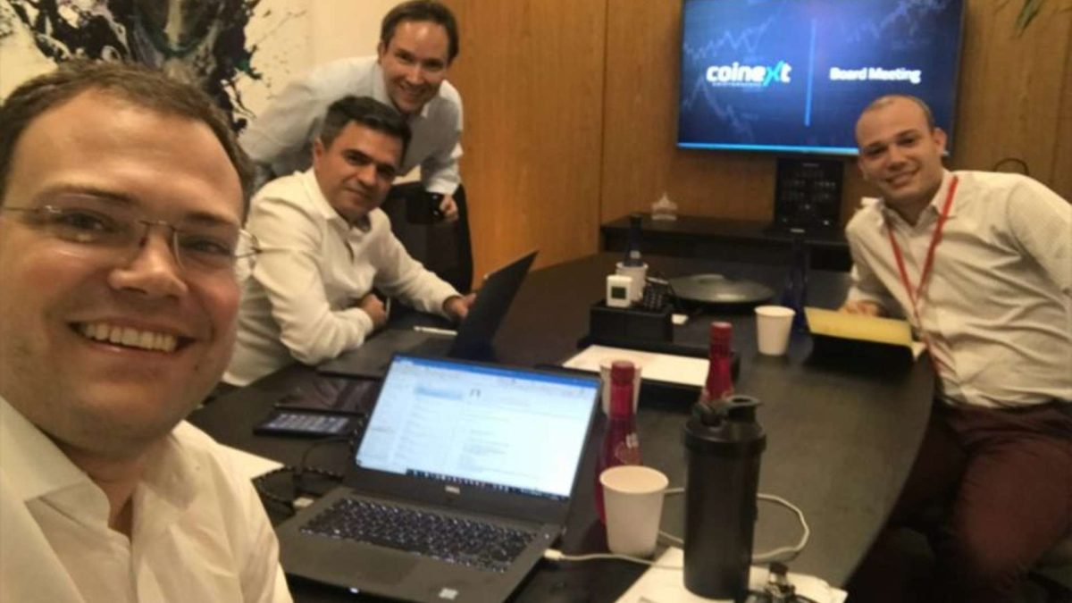 Corretora de bitcoin Coinext anuncia fim de suas operações no Brasil