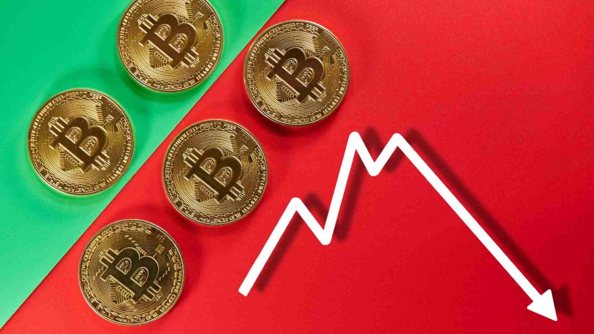 Bitcoin cai abaixo de US$ 80 mil, mas indicador de otimismo segue alto