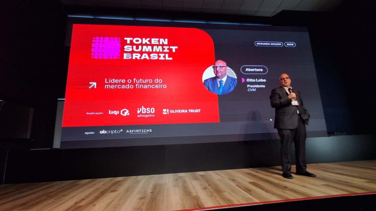 Presidente da CVM anuncia uso de IA na supervisão do mercado financeiro ao participar de evento de tokenização