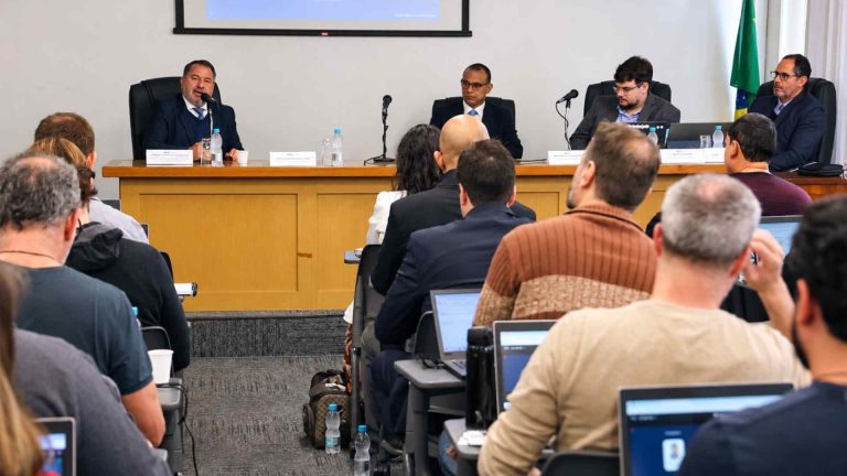 Treinamento de rastreio de criptomoedas Agentes de São Paulo começam a treinar rastreio de criptomoedas em parceria com empresa