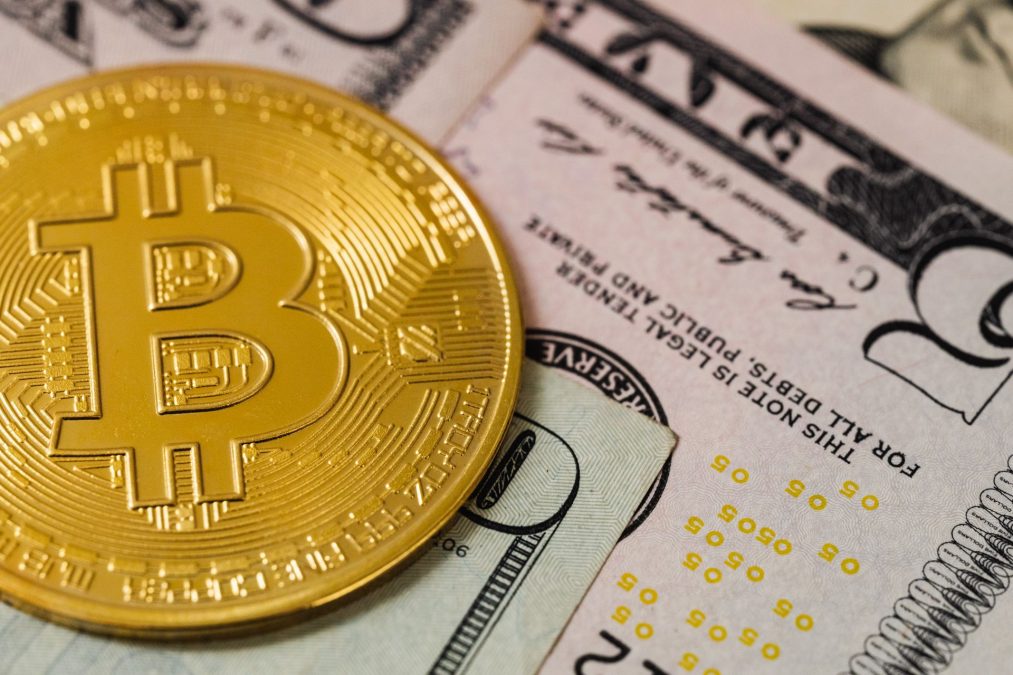 Criador do Stock-to-Flow (S2F) diz que fundo do Bitcoin ficou para trás e espera mais alta