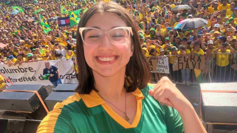 Maria Eduarda Campopiano Monteiro (PL)