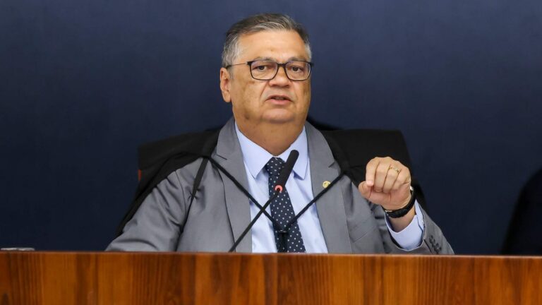 Flávio Dino no STF em 27 de outubro de 2026 criptomoedas