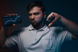 Justiça do Paraná anula contrato de aluguel de criptomoedas e condena sócios por golpe pump and dump