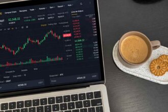 Imagem de tela da Binance em computador Binance Brasil publica comunicado para investidores brasileiros e pede desculpas, entenda