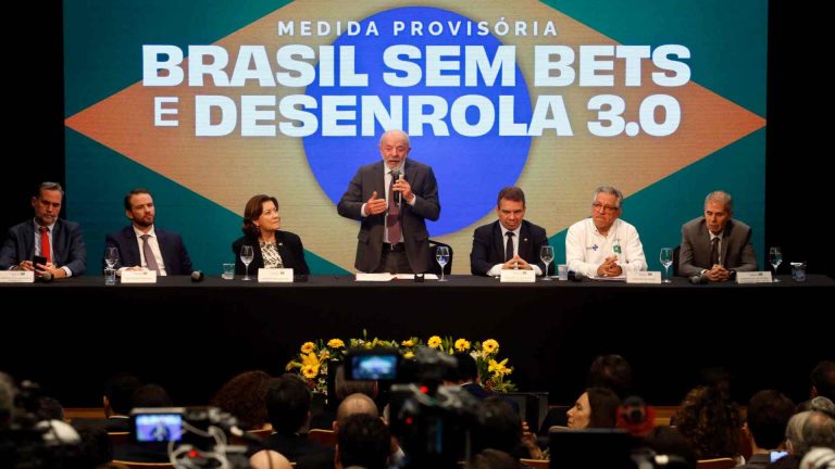 Foto: Paulo Pinto/Agência Brasil Lula em evento que anunciou fim das bets no Brasil