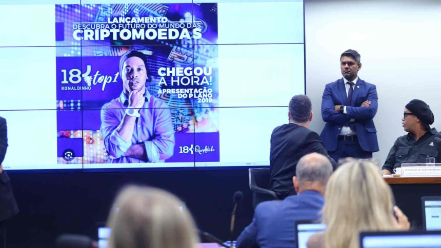 Ronaldinho Gaúcho chegou a depor em CPI das Pirâmides Financeiras em Brasília