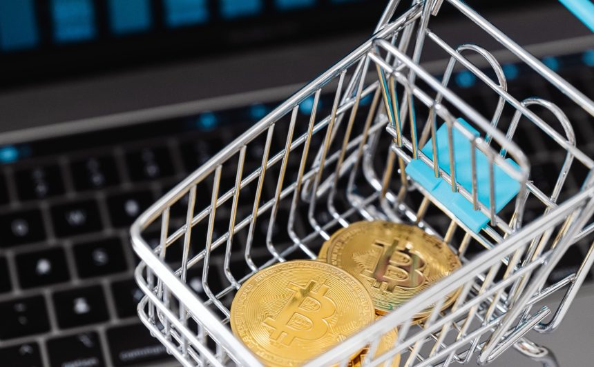 Bitcoin em carrinho de compras