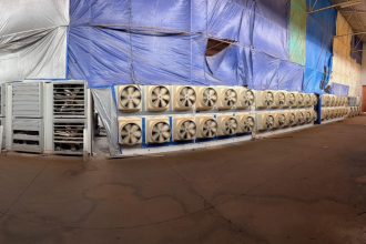 Fazenda ilegal de mineração de criptomoedas