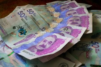 Pesos colombianos